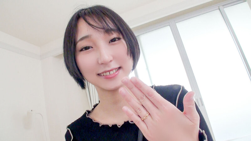 糸井瑠花のドエロい本性が大爆発!SNSナンパで火がついた欲求不満人妻が、旦那を忘れ快楽に溺れる禁断の中出しSEX!